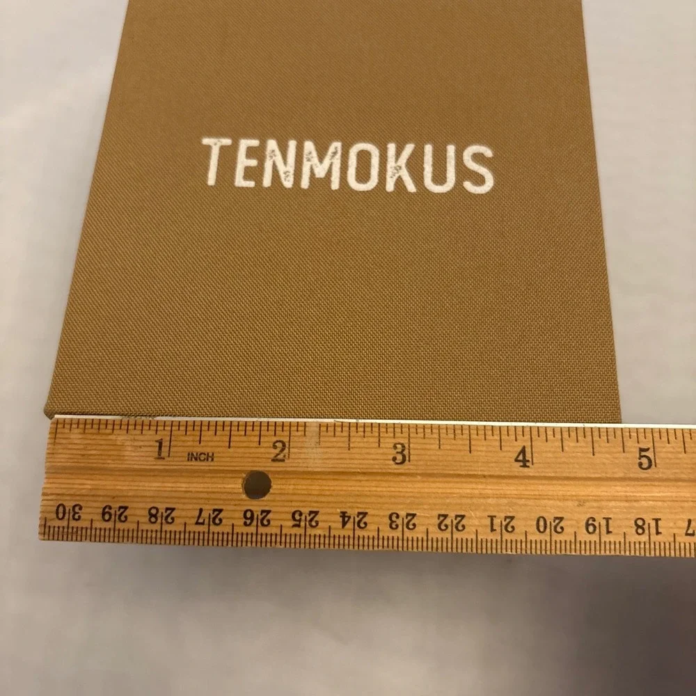 TENMOKUS Textured Jewelry Box Decorative Keepsake Display Clasp LinedTrinket Box